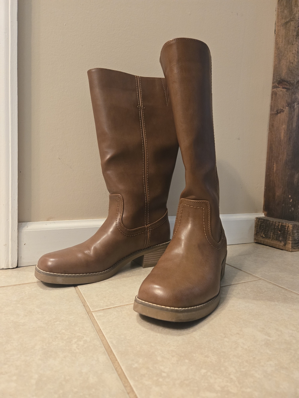 Kohl's Tan Knee-High Leather Heeled Boots